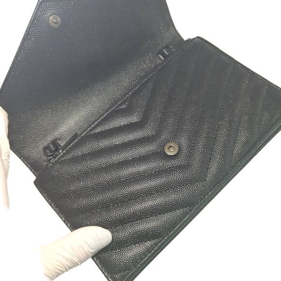 Yves Saint Laurent Yves Saint Laurent YSL Logo Plate Leather Chain Shoulder - Picture 5 of 10